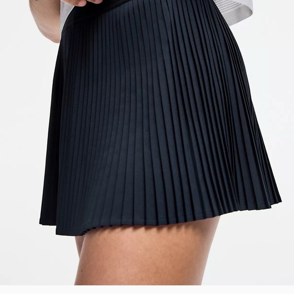 Aritzia Navy Sheer Ruffle Skirt Above Knee - Picture 1 of 6